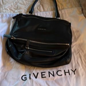 Givenchy pandora black leather